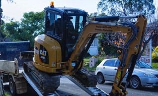 4T CAT Excavator  1