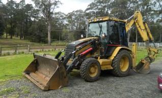 4x4 CAT 432D Backhoe  1