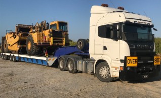 4X8 Low Loader & Dolly >70ton 1