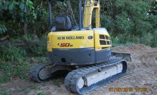 5 Ton New Holland Excavator  1