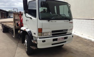 5.4T Hino Tray Truck w/7.5m tray 1