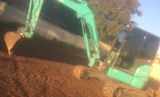 5.5t kobelco for hire 1