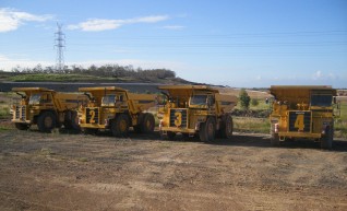 50T Dump Trucks - Rigid 1