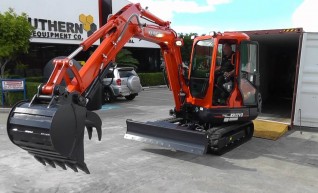 5T EXCAVATOR 1