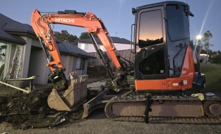 5tonne Excavator 1