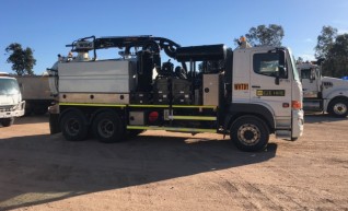 6300L Vac Truck 1