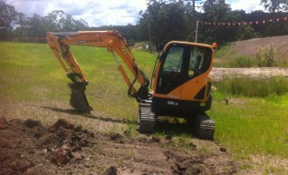 6T Hyundai R-60CR Excavator 1