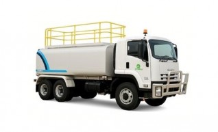 6x4 Service Truck 1