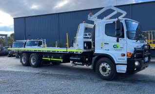 6x4/8x4 Tilt Tray Truck- 1
