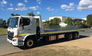 6x4 Tilt Tray Truck 1