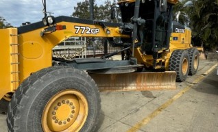 772GP John Deer Grader 1