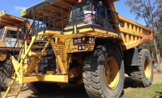 777 Rigid Dump Truck 1