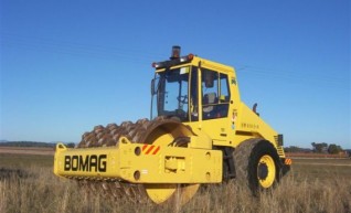 7T Bomag Padfoot Roller 1