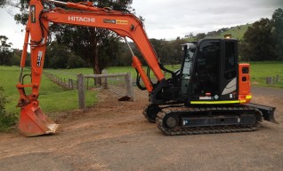 8-13T Hitachi Excavators 1