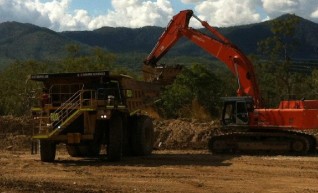 80T Hitachi Excavator 1