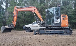 8.5T Hitachi ZX85 Excavator 1