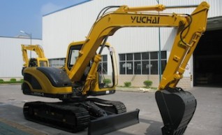 8T Yuchai YC85-8 - 8 Tonne Excavator 1