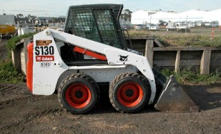 Bobcat S130 Skidsteer Loader 1