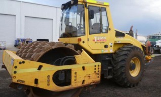 Bomag BW2411-4 12T Padfoot Roller  1
