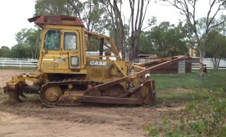 Case 1550 Dozer (D6 size) 1