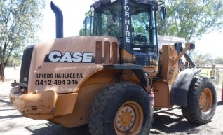 Case 521 DXT Wheel Loader 1