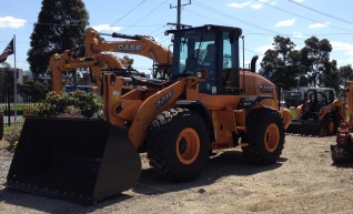 CASE 721F Wheel Loader 1