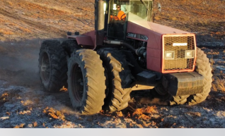 Case 9350 Tractor w/Dual Wheels & Belly Plates 1