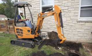 CASE CX17B 1.7t Excavator on Trailer 1
