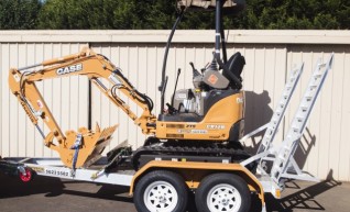 CASE CX17B Mini Excavator 1