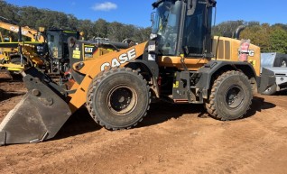 Case 721 Wheel Loader 1