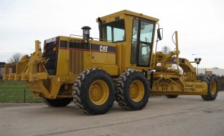 Cat 140H Grader 1