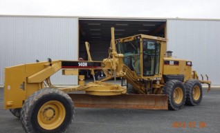 CAT 140H Grader 1