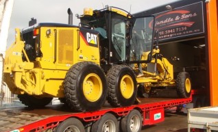 CAT 140M GRADER 1