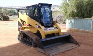 Cat 257B Skid Steer  1