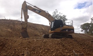 Cat 320D Excavator 1