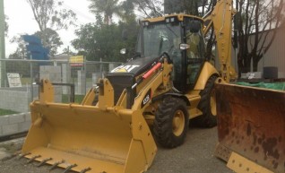 Cat 432E Backhoe 1