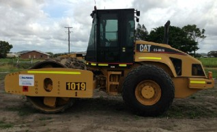 Cat 663E Roller 1