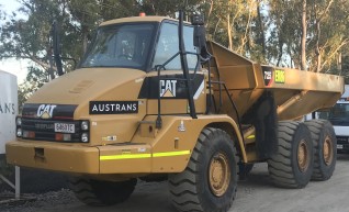 Cat 725 Articulated Dump Truck Moxy 1