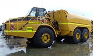 Cat 740 Articulated Water Truck  1