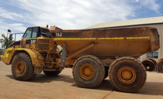 Cat 740 Dump Truck 1