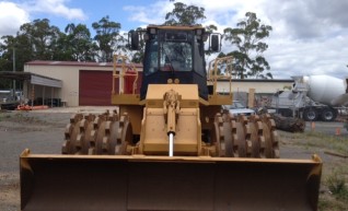 Cat 825 Compactor 1