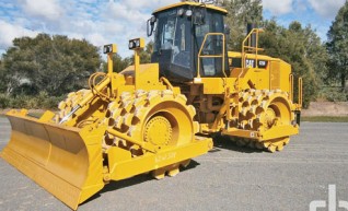 Cat 825H Compactors 1