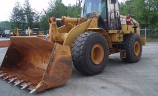 Cat 966H Loader 1