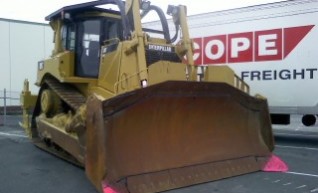 CAT D8T DOZER 1