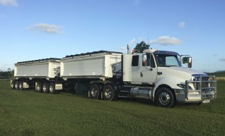 Cat Prime Mover w/B-Double Side Tippers 1