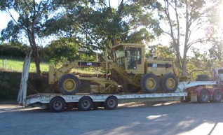 Caterpillar 12G Grader 1