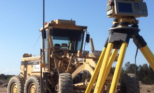 Caterpillar 130G Grader 1