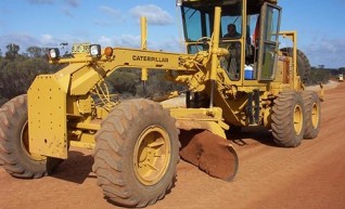 Caterpillar 140G Grader 1