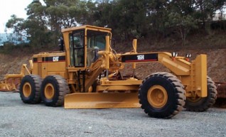 Caterpillar 16H Grader 1