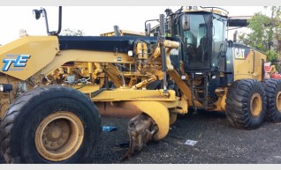 Caterpillar 16M Grader 1